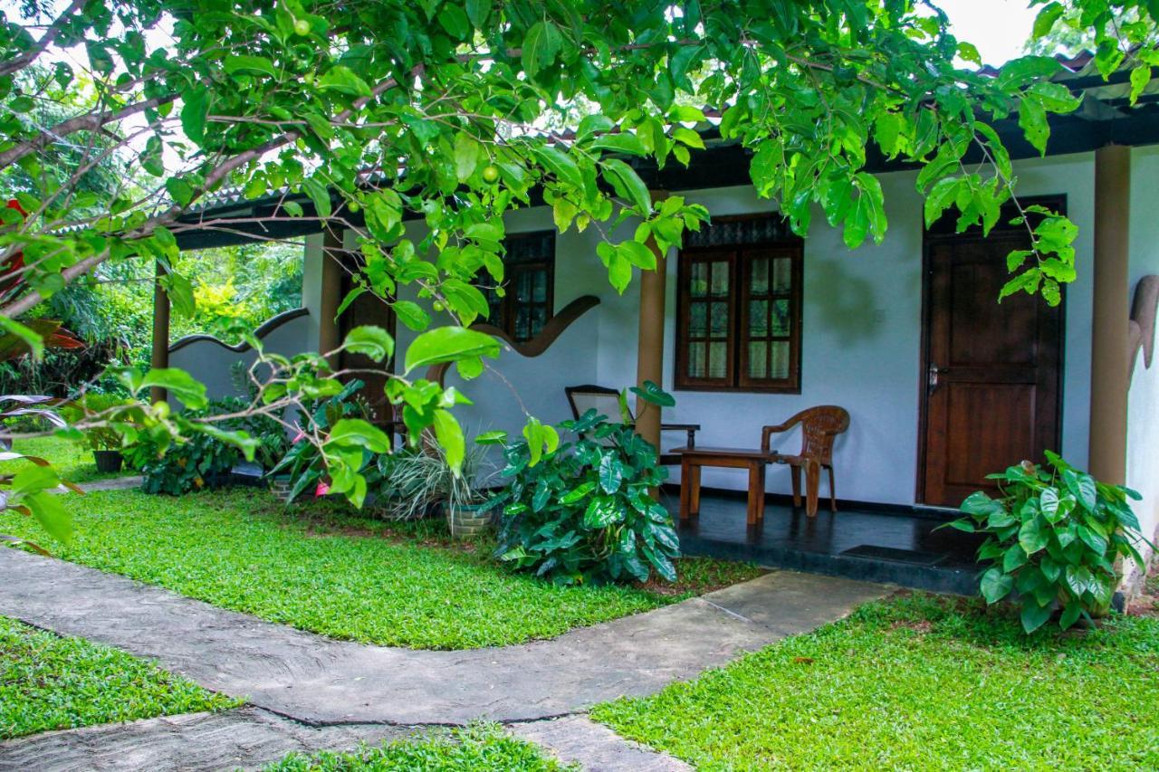 Nimsara Lodge Sigiriya Ngoại thất bức ảnh