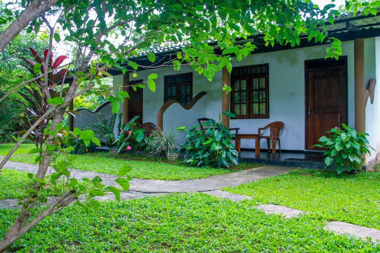 Nimsara Lodge Sigiriya Ngoại thất bức ảnh